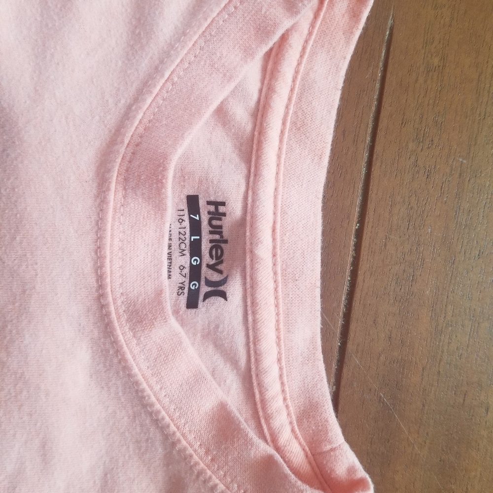 Hurley - Picture 6 of 8